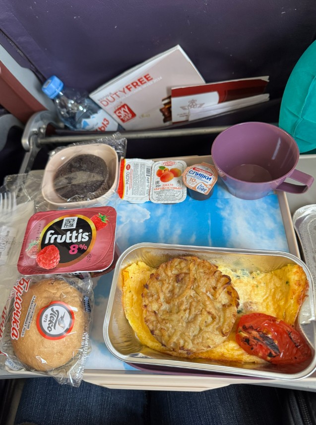 Фото Это был обычный, но вкусный перелёт в Марокко из России на по видавшем виды самолёте.