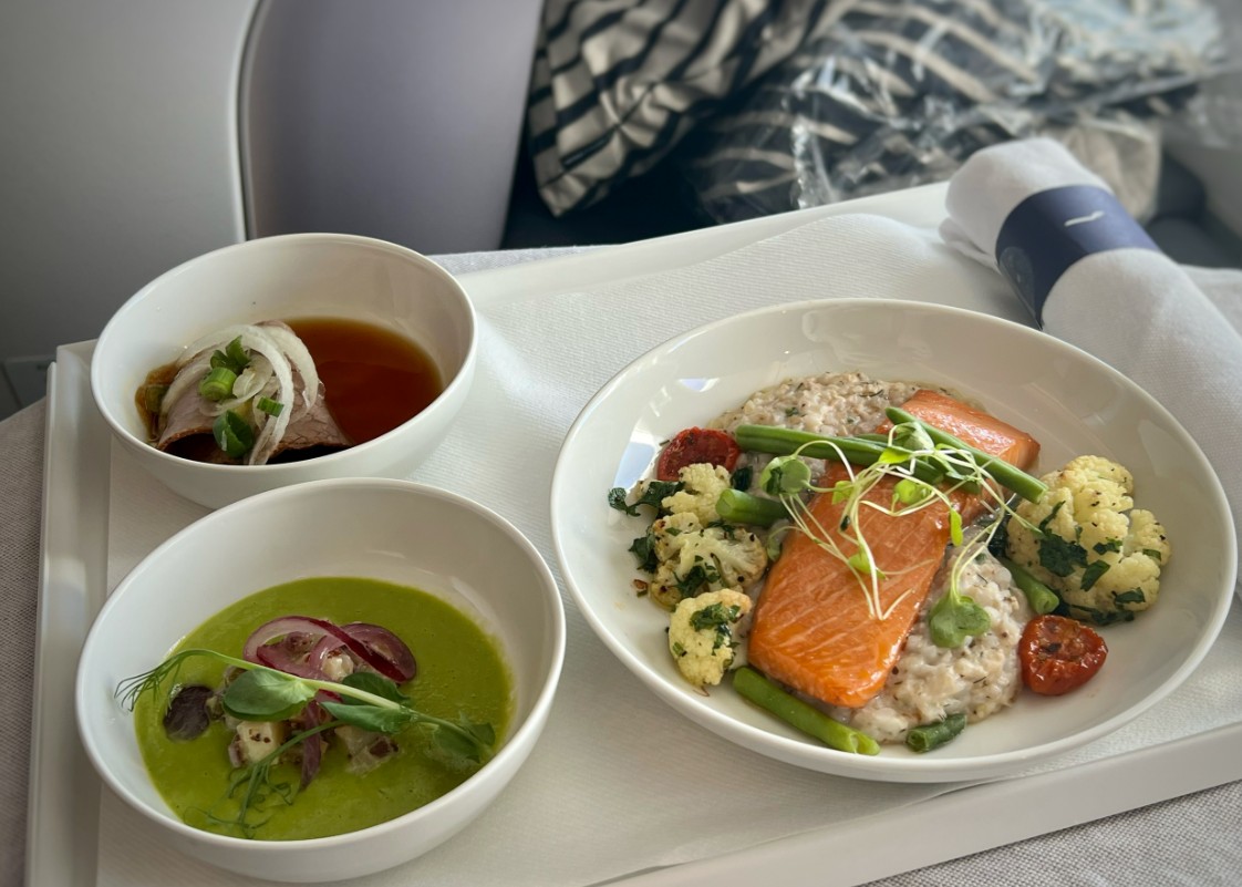 Фото Не знаю что там в экономе, но бизнес-класс точно 10/10.