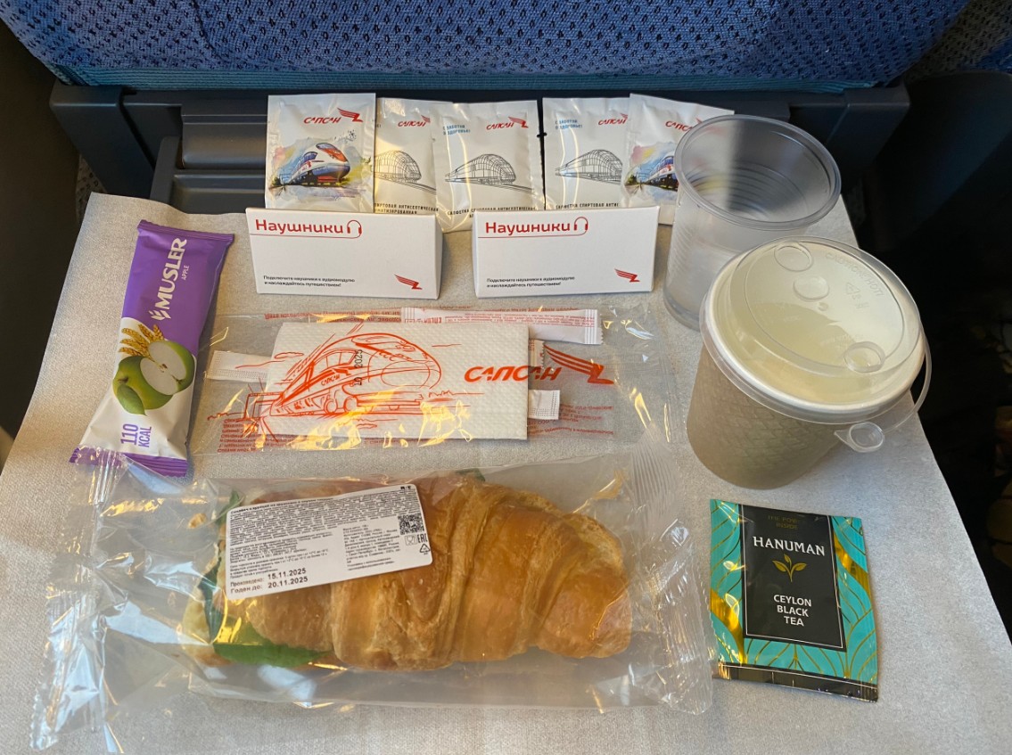 Фото Прокатилась на Сапсане в экономе, а обслуживание как в самолете!