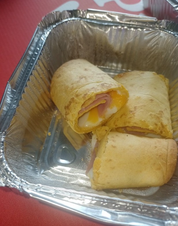 Фото 20 лет назад это была супер-вкусная пицца, а сейчас один стекающий жир