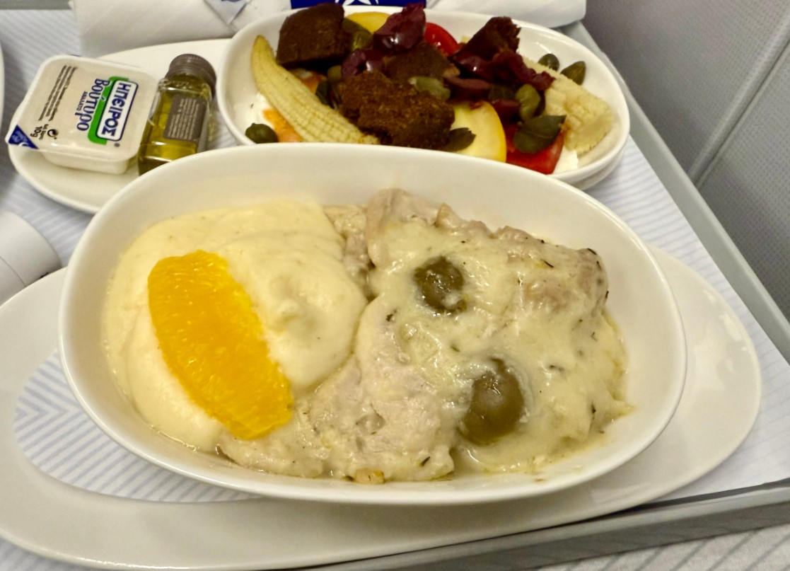 Фото Все вкусно. Летел на Крит из Германии. Хороший перелёт и еда.