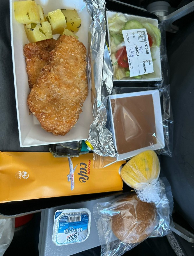 Фото Платное питание очень вкусное и горячее!