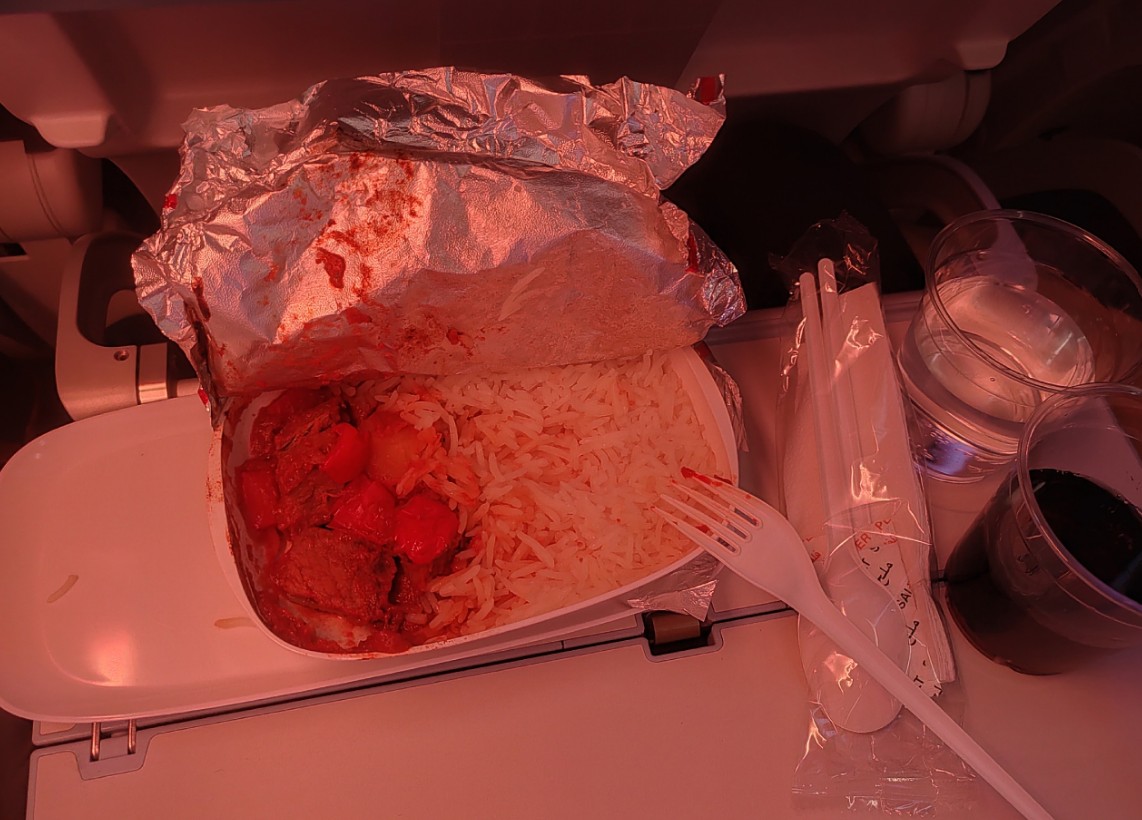 Фото Новый Флай Дубай прям радует. Вкусное питание и много места для ног!