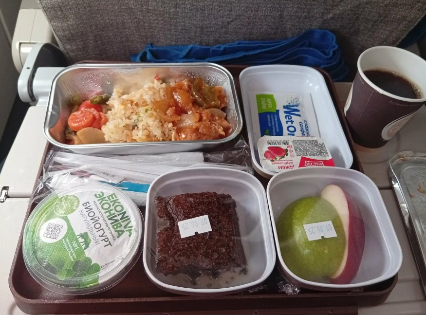 Фото Самолеты чистые, новые. Вылет без задержек. Летели из Москвы на остров Хайнань с пересадкой.