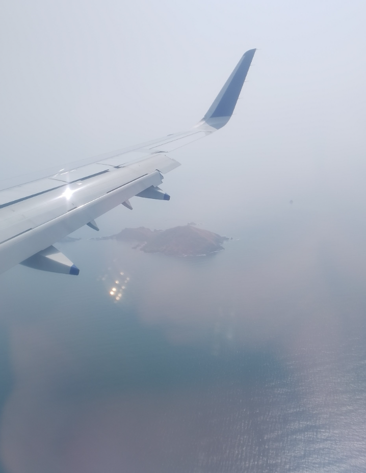 Фото Дели – Гоа: бюджетный авиаперелёт с платным чаем и лапшой.