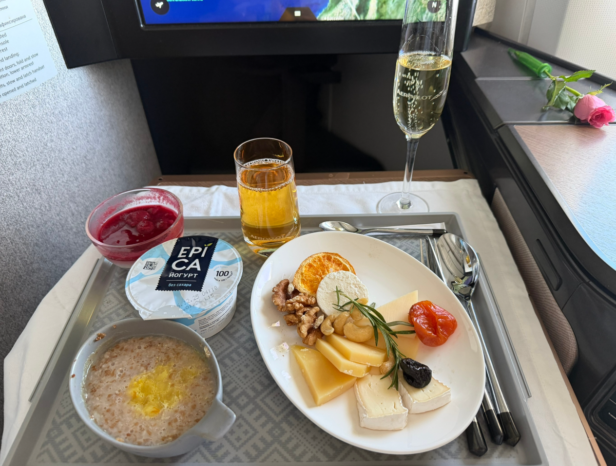 Фото Уютное путешествие из снежной Москвы к солнечному Бангкоку с Аэрофлотом