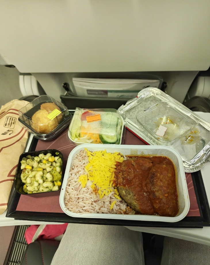 Фото Очень рекомендую авиа линию Mahan Air