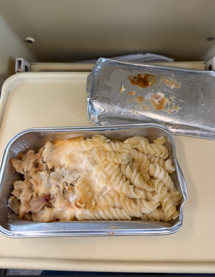 Фото Хуже еды не ел на поезде из Ярославля в Москву. Это ещё и в Бизнесе!!!