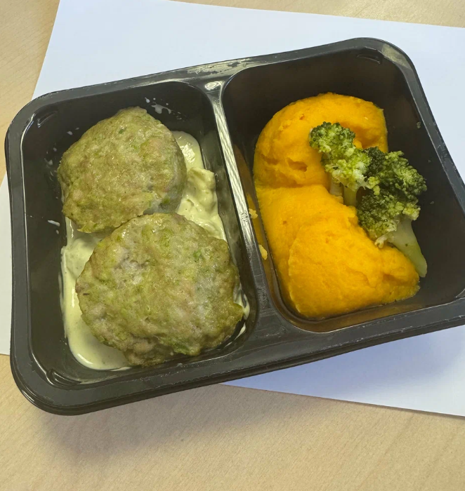 Фото Очень вкусная и разнообразная еда, привозят вовремя.