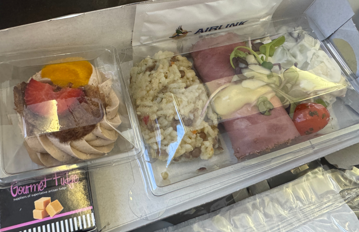 Фото Прекрасный полёт и вкусная еда.