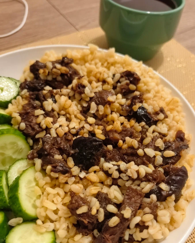 Фото Курьер ни разу не опоздал - это плюс. А вот сама еда на четвёрочку.