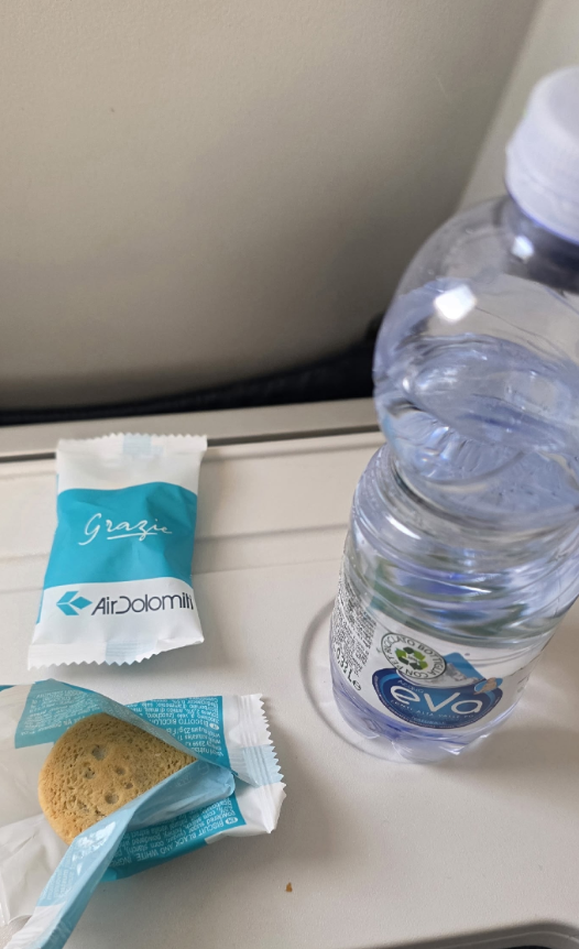 Фото Короткий перелёт из Германии в Геную. Всё ок!