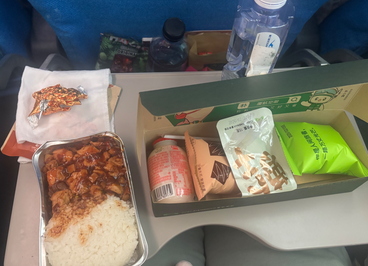 Фото Чем кормят на рейсе Xiamen air Пенанг - Сямынь.