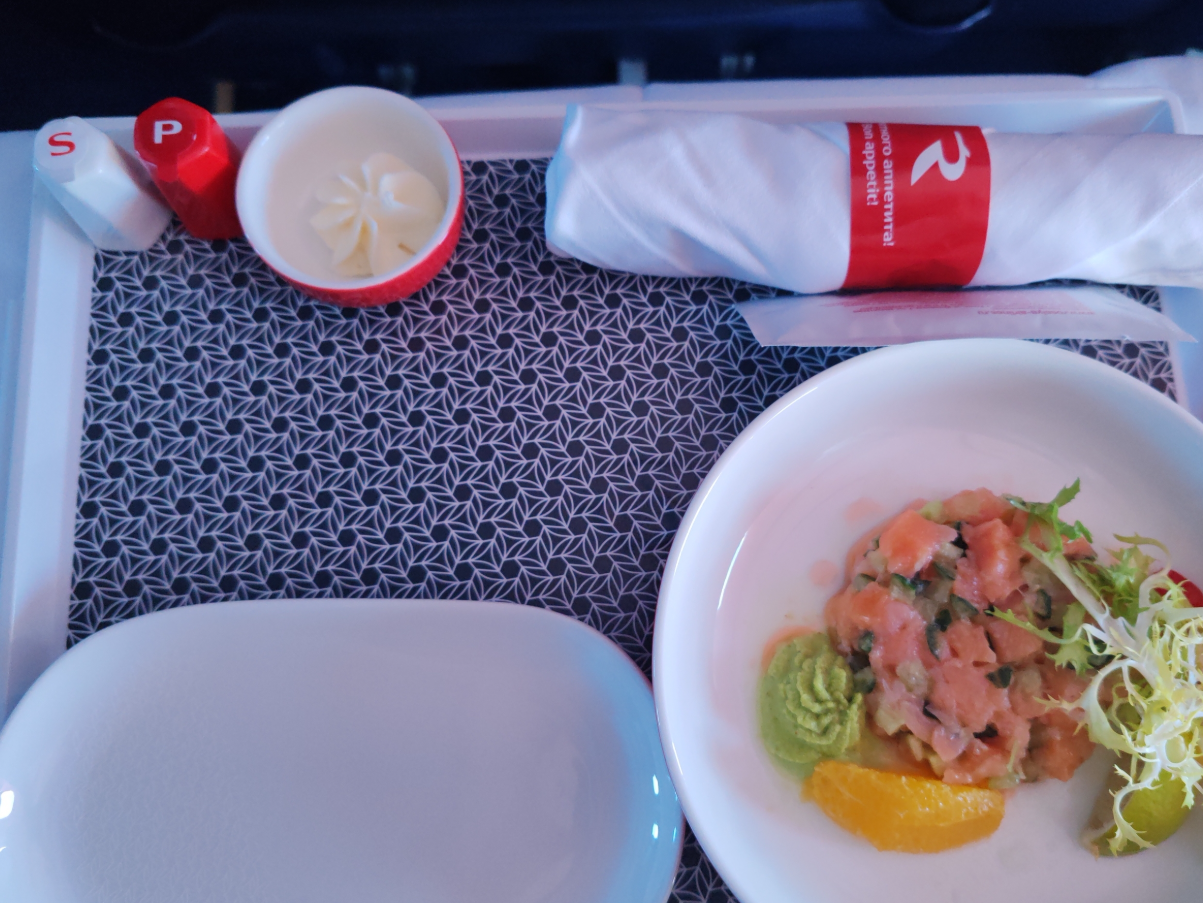 Фото Очень милые бортпроводники. На этом все! Алкоголь весь российский.