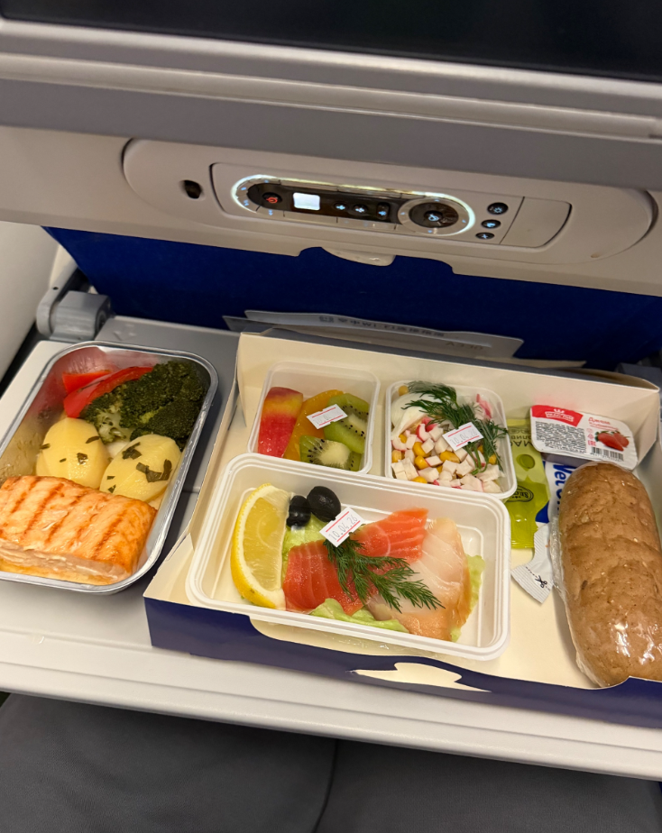 Фото Рейс в Шанхай China Eastern Airlines. Питание 2 раза!