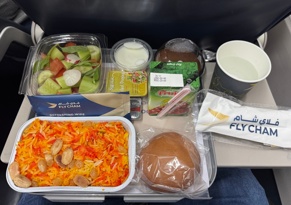 Фото Первый мой перелёт из Сирии в ОАЭ. В целом всё прошло хорошо.