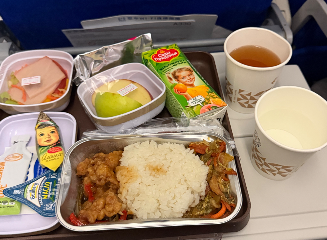 Фото Рейс в Шанхай China Eastern Airlines. Питание 2 раза!