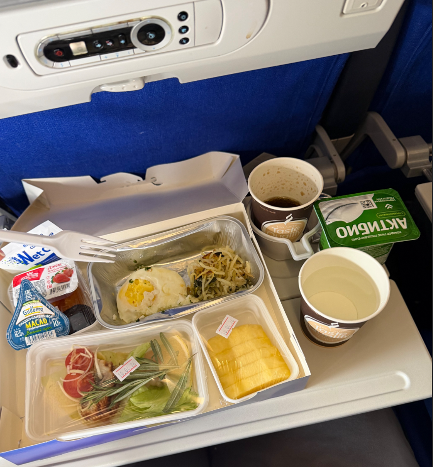 Фото Рейс в Шанхай China Eastern Airlines. Питание 2 раза!