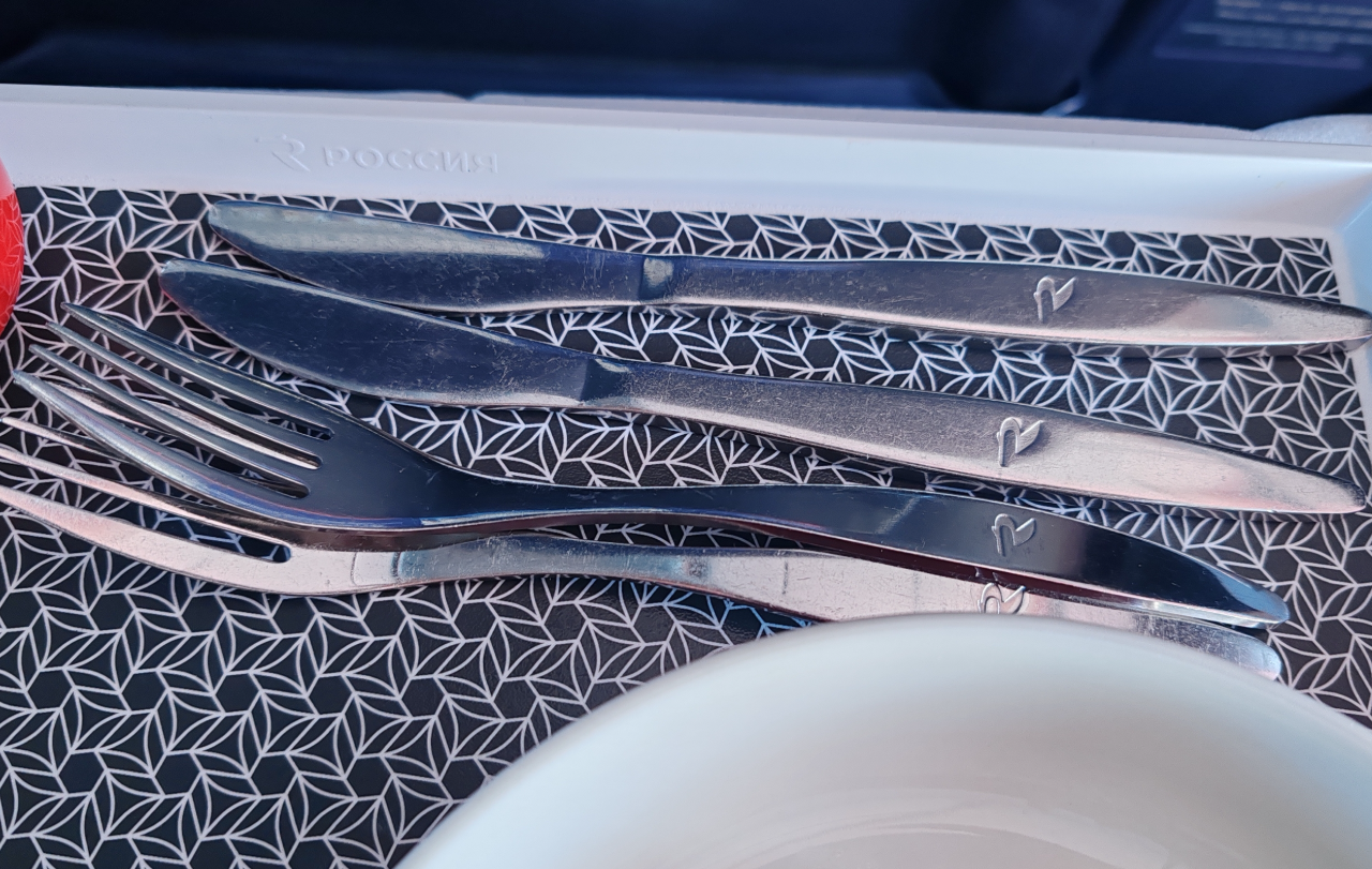 Фото Очень милые бортпроводники. На этом все! Алкоголь весь российский.